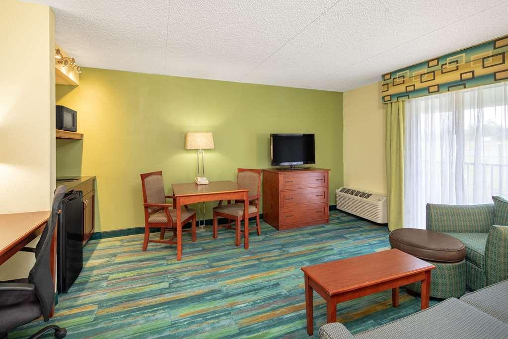 Wingate By Wyndham Valdosta/Moody Afb Hotel Room photo